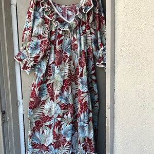 Elegant Floral Maxi Dress in Red and White